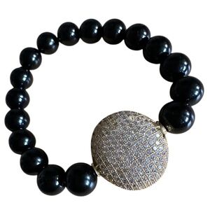 Polished 10mm Onyx w/ Gold Crystal Pave Center